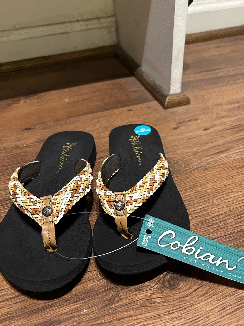 Cobian Flip Flops  Sandals Braided  Weave Brown size 6 New With Tags
